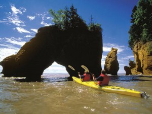 Kayak Hopewell Rocks